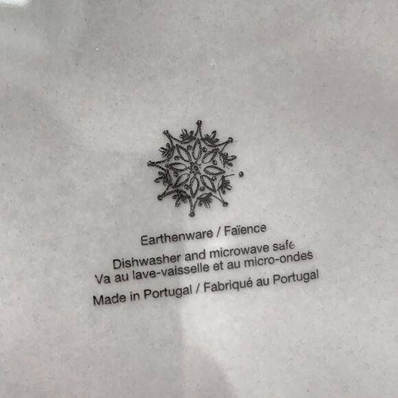 Made in Portugal Earthenware 5 Dinner Plates - Picture 12 of 15